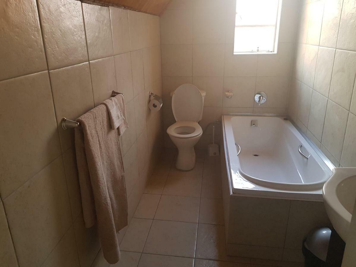 Weeping Willow Midrand Exterior photo
